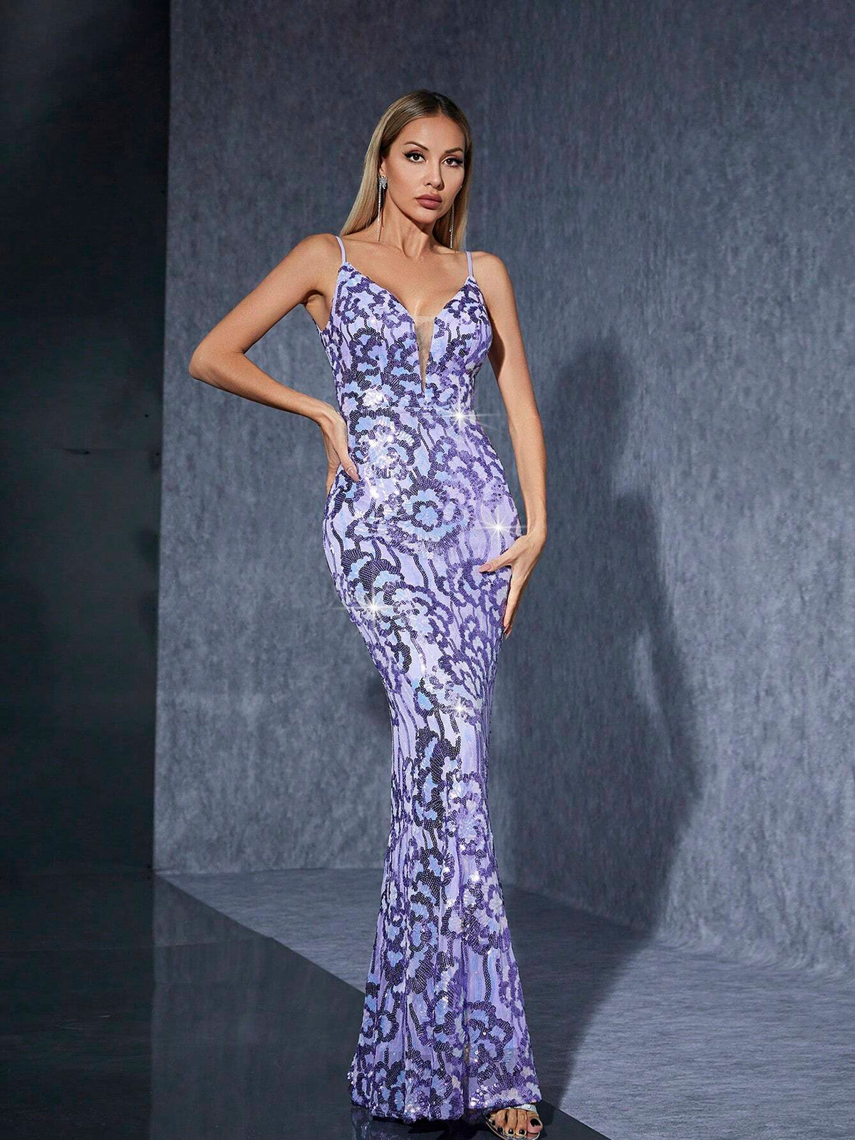 Mgiacy Sparkly Backless V-Neck Slim Fit Fish-Tail Dress With Spaghetti Straps