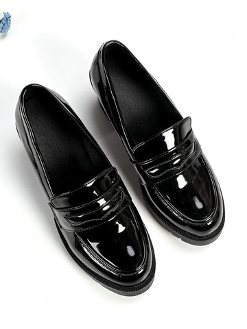 Minimalist Chunky Heeled Penny Loafers