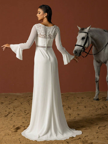 Minimalist Lace Patchwork Flare Sleeve French Light Bridal Gown