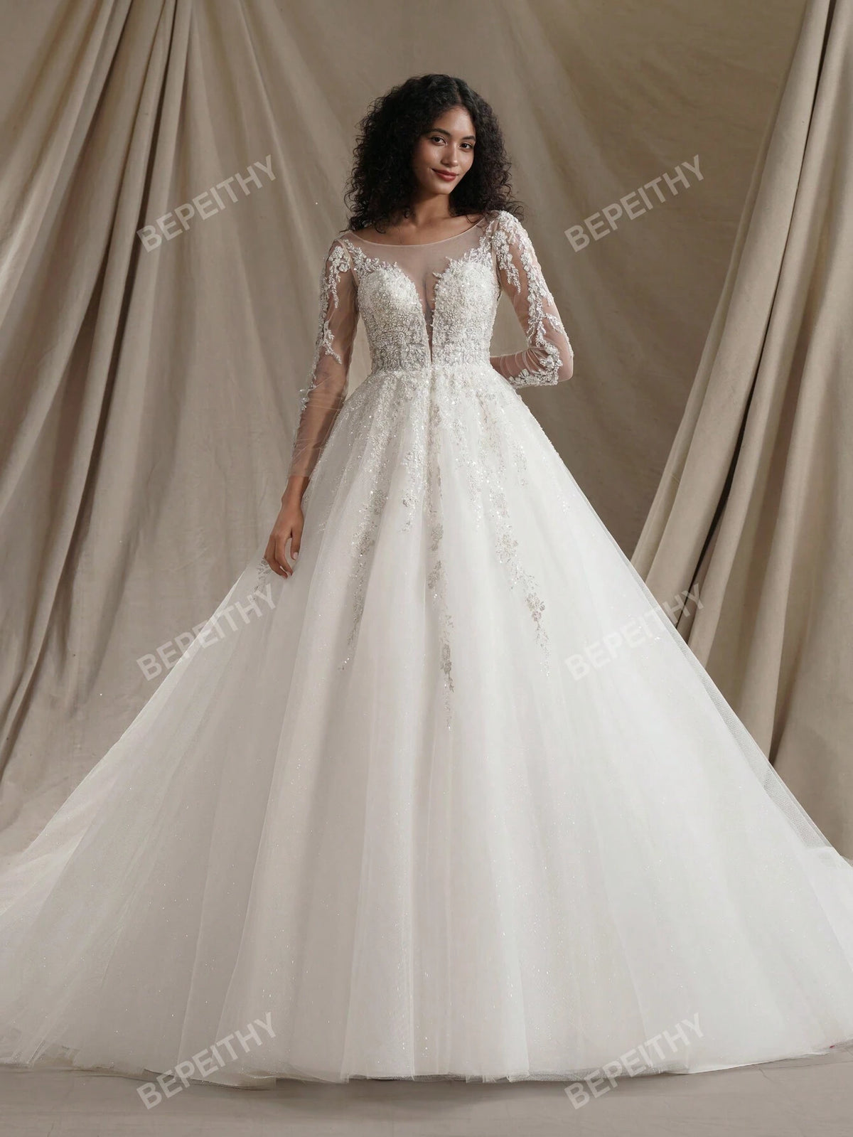 New Arrival Princess Long Sleeves Shinny Wedding Dresses Sexy Deep V Neck Bride Ivory Glitter Bridal Gown With Beading Bodice