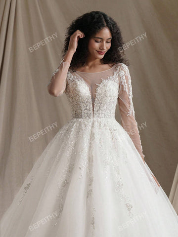 New Arrival Princess Long Sleeves Shinny Wedding Dresses Sexy Deep V Neck Bride Ivory Glitter Bridal Gown With Beading Bodice
