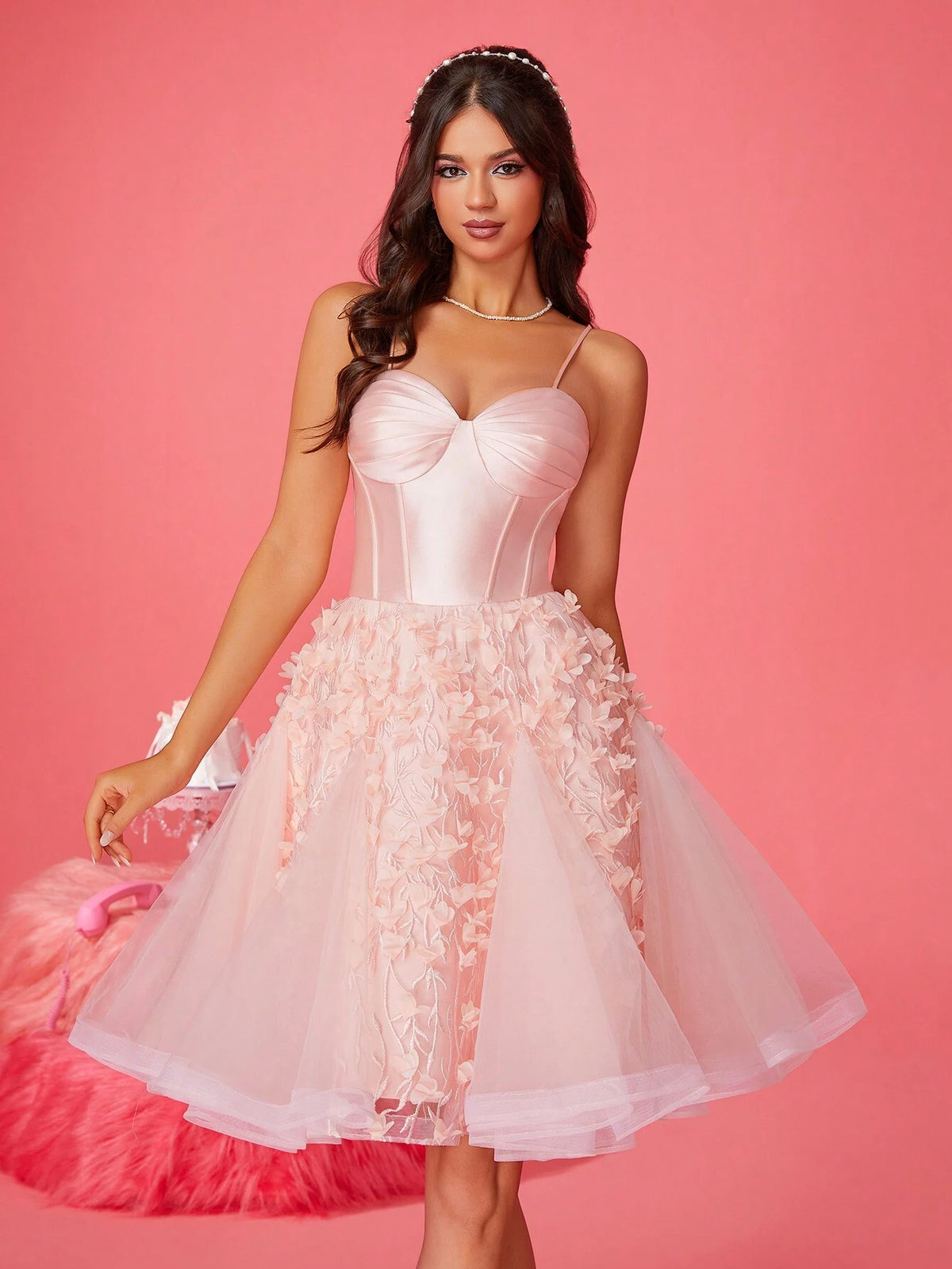 New Elegant And Luxurious Pink Cocktail Evening Dress