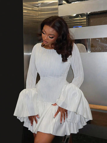 New Fashion Women Elegant Fitted Round Neck Bell Sleeve Bubble Short Dress, Autumn