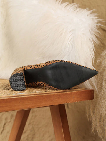 New Fashion Women Pointed Toe Leopard Casual Simple Thick