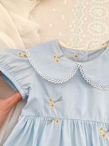 New Style Peter Pan Collar Embroidery Flower Girls' Short Sleeve Princess Dress