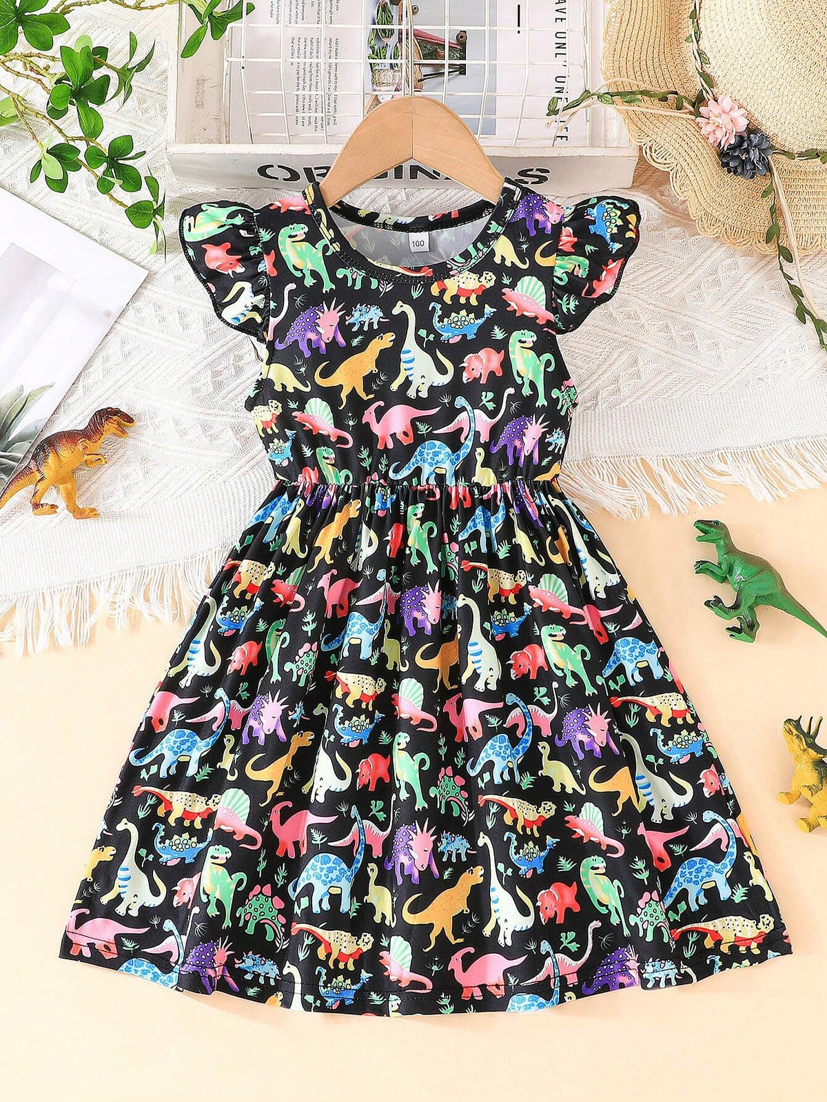 New Summer Flying Sleeve Cartoon Cute Dinosaur Pattern Dress For Little Girls