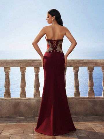 Noble Elegant Off Shoulder Burgundy Vintage Palace Hollow Out Sequin Sexy Mermaid Formal Evening Prom Gown Bridesmaid Dress