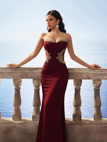 Noble Elegant Off Shoulder Burgundy Vintage Palace Hollow Out Sequin Sexy Mermaid Formal Evening Prom Gown Bridesmaid Dress