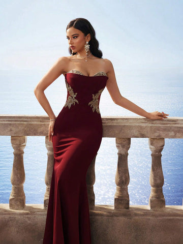Noble Elegant Off Shoulder Burgundy Vintage Palace Hollow Out Sequin Sexy Mermaid Formal Evening Prom Gown Bridesmaid Dress