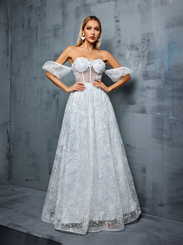 Off-Shoulder Embroidered Lace Bodice With Chest Pads And Flowy Wedding Dress For Women