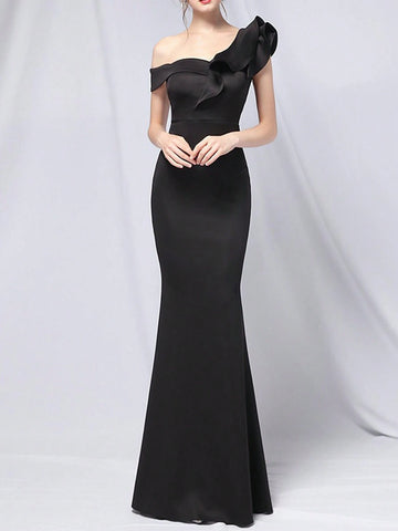 Off-Shoulder Mermaid Evening Dress With Ruffled Hemline And Bodycon Fit