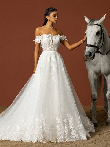 Off-The-Shoulder Lace And Tulle Wedding Dress With Train And Patchwork