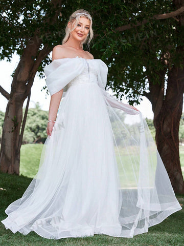 Off Shoulder Contrast Mesh Wedding Dress