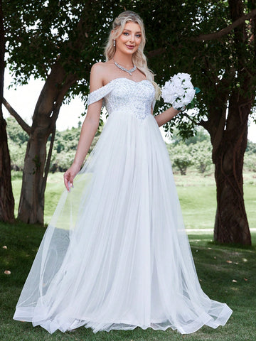 Off Shoulder Contrast Mesh Wedding Dress