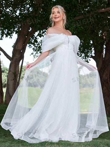 Off Shoulder Contrast Mesh Wedding Dress