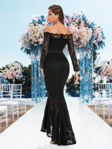 Off Shoulder Mermaid Hem Lace Dress