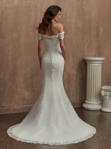 Off Shoulder Mermaid Hem Lace Wedding Dress