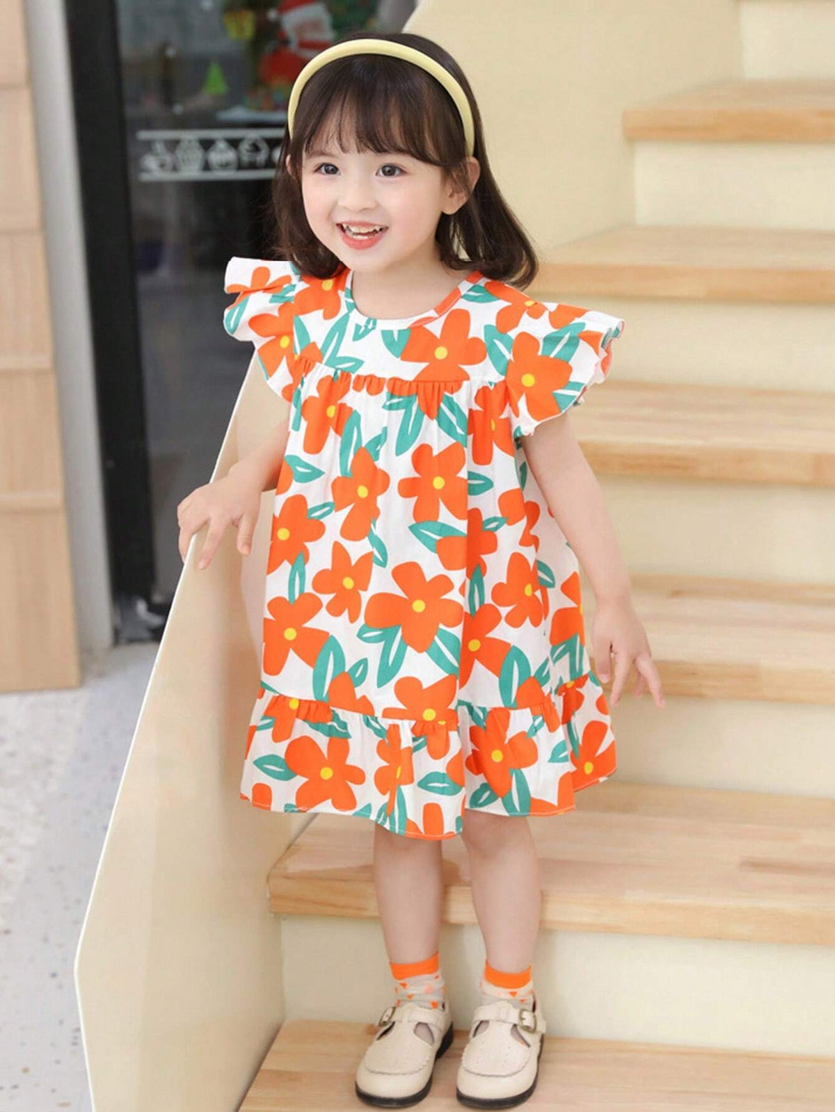 One Young Girl Cute Flower Print Dress With Ruffle Hem And Short Flounce Sleeves, A-Line Dress For Spring And Summer