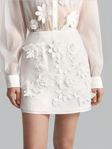 Ontre Floral Applique Detail Solid Skirt For Dailywear