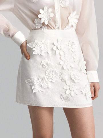 Ontre Floral Applique Detail Solid Skirt For Dailywear