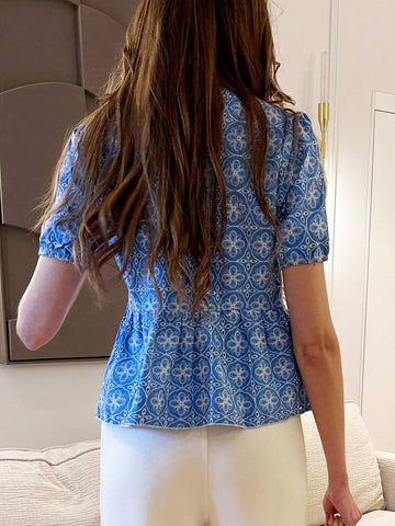 Women's Fashion Short Sleeve Fitted Shirt, Elegant Embroidered Pattern