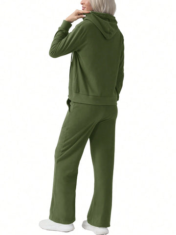 Plain Hooded Sweatshirt And Loose Fit Sports Set