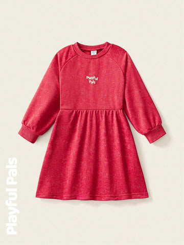 Playful Pals 1 Pc Young Girls Dresses Letter Slogan Wash Effect Cute/Retro/Casual/Home/Outdoor Winter/Fall Outfits Little Girl Clothes/Young Girl Fall Clothes