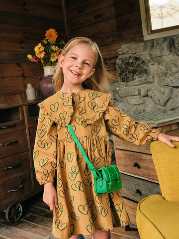 Playful Pals 1pc Cute/Retro/Casual Heart Print Dress With Ruffled Collar And Long Sleeves For Young Girls, Suitable For Indoor And Outdoor