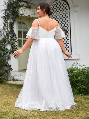 Plus Size Spaghetti Strap Round Neck Big Flared Sleeves Embroidered Lace Patchwork Mesh Wedding Dress With Big Hemline