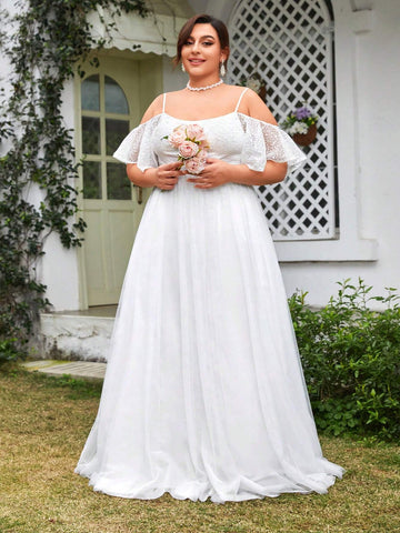 Plus Size Spaghetti Strap Round Neck Big Flared Sleeves Embroidered Lace Patchwork Mesh Wedding Dress With Big Hemline