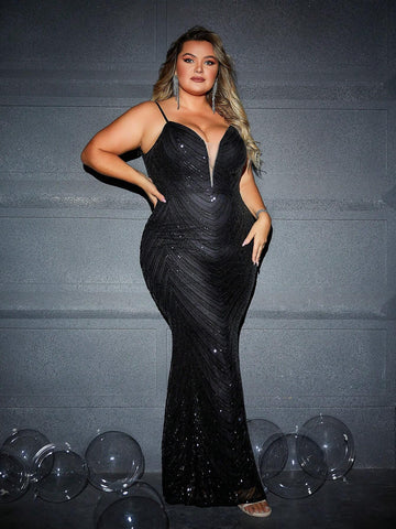 Plus Size Women's Black Sequined Mermaid Formal Evening Dress With Spaghetti Straps