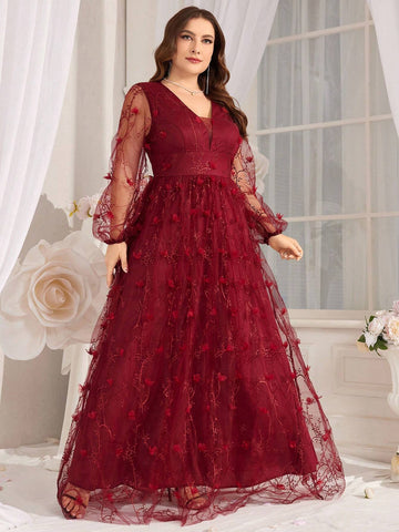 Plus Size Women's Floral Embroidery Mesh Lantern Sleeve Cocktail Dress