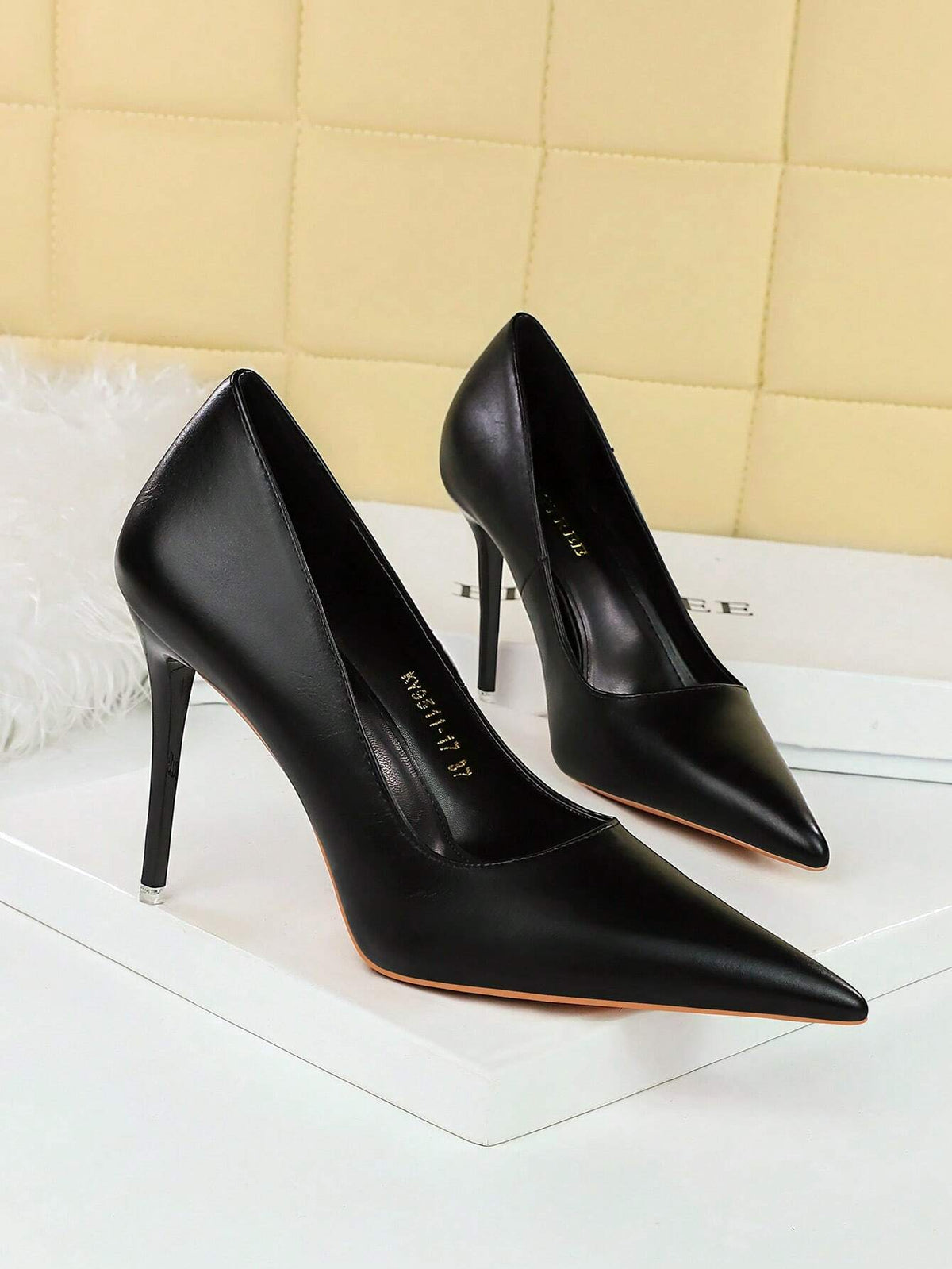 Point Toe Ultra High Heeled Courts