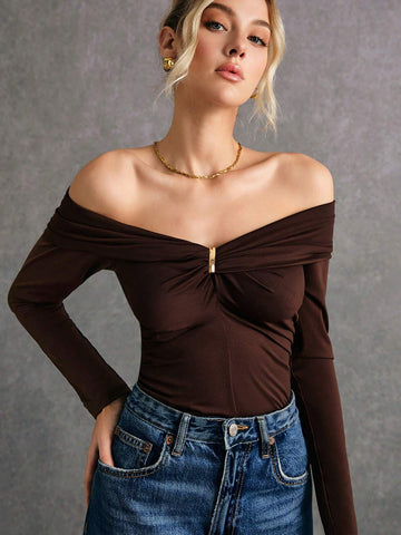 Elegant Solid Color Off-Shoulder Fitted T-Shirt For Women, Autumn