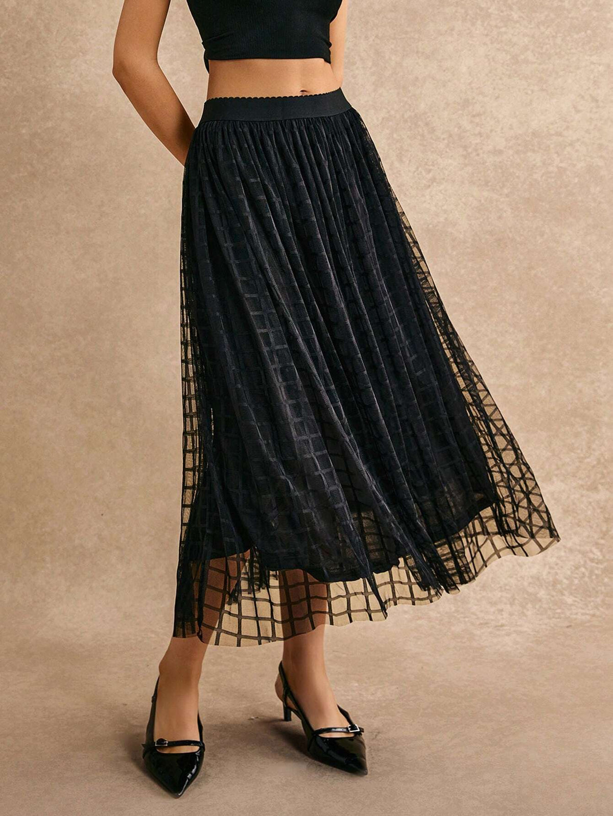 Poéselle Scallop Waistband Geo Mesh Overlay Skirt