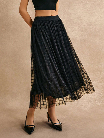 Poéselle Scallop Waistband Geo Mesh Overlay Skirt