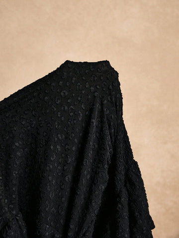 Poéselle Women's Lantern Sleeve Cake Style V-Neck Casual Daily Dress, Minimalist Fashion