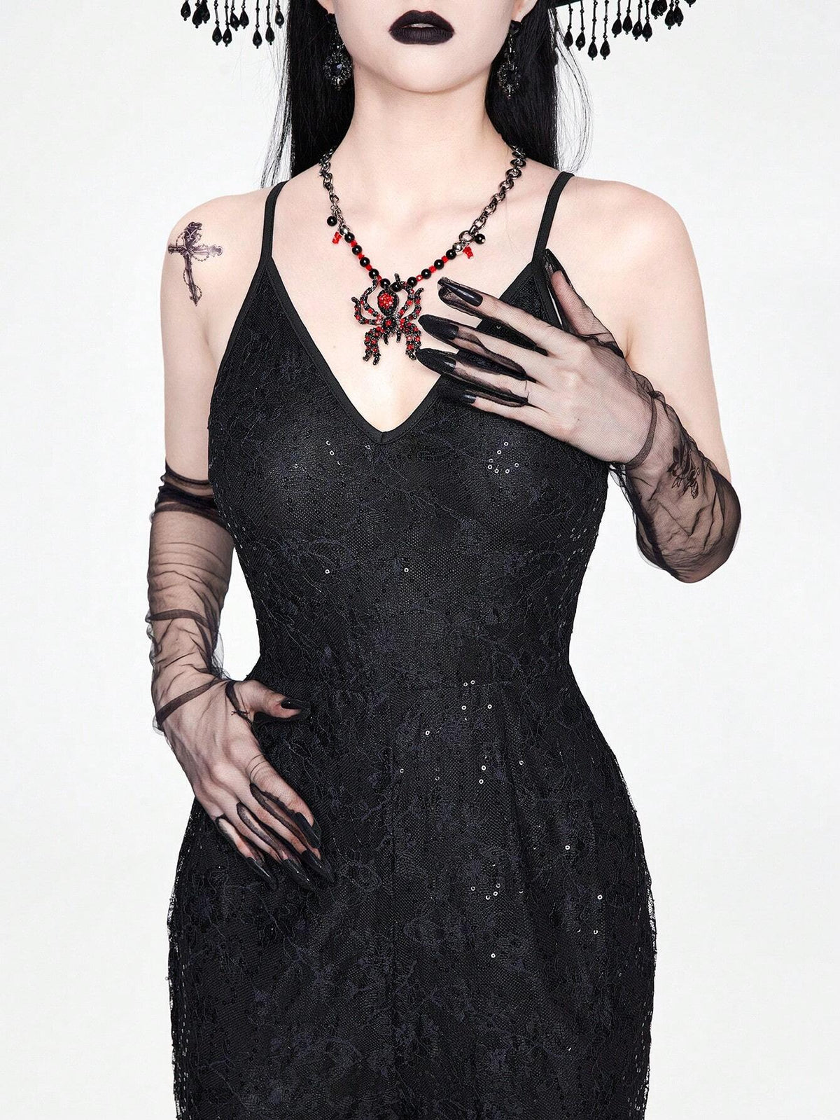 ROMWE Goth Elegant And Sophisticated Knit Lace Flower Beaded Embroidery Cami Jumpsuit With Sexy Sheer Details, Suitable For Professional Women In The Workplace