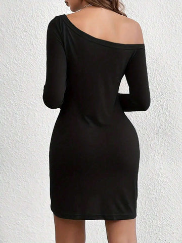 Red Spider Print, Black Casual Long-Sleeved Dress With Sloping Shoulders, Women's Wear