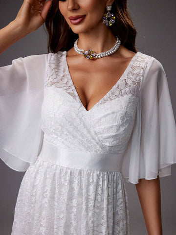 Romantic Lace Short Sleeve Wedding Dress