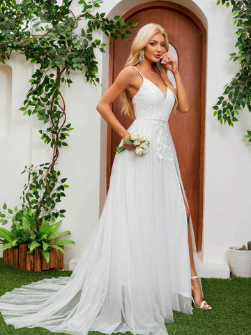 Romantic Lace V-Neck Flower Pattern Sheer Gauze Long Wedding Dress With Gold Foil Polka Dots