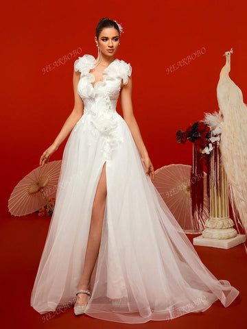 Romantic Petal V-Neck Wedding Dress With Large Hem