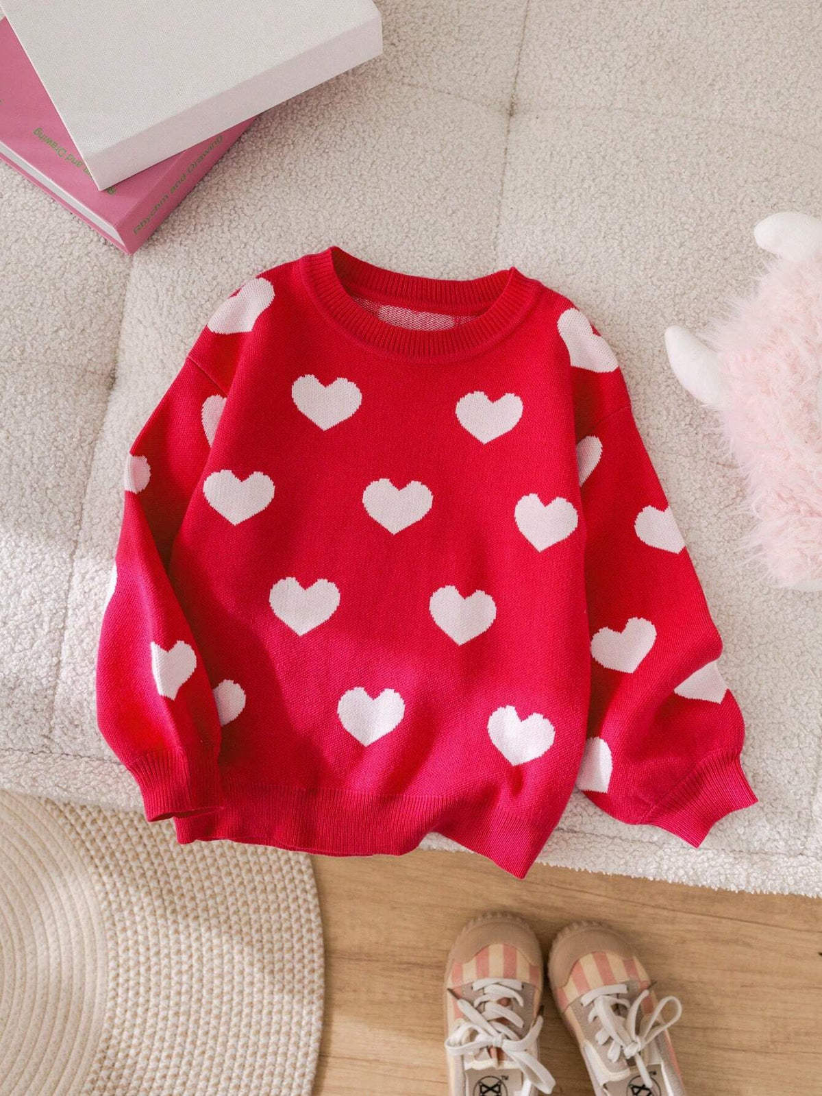 Round Neck Loose Casual Heart Pattern Knit Sweater For Young Girl