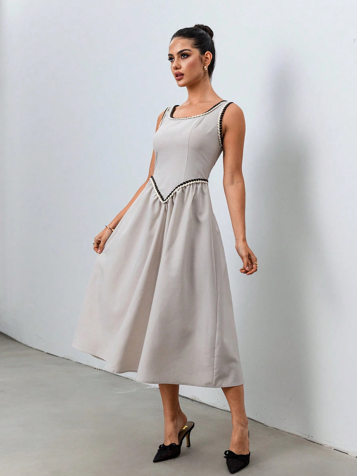 Roylia Elegant Commuter Sleeveless A-Line Dress With Webbing Decor