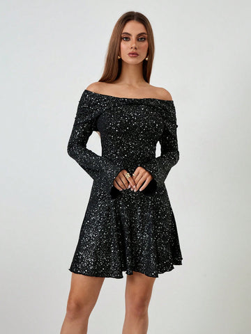 Roylia One-Shoulder Long Sleeve Elegant Silver Foil Mini Dress, Simple & Chic Design For Women
