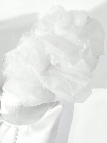 Ruffle Trim Mesh Wedding Dress