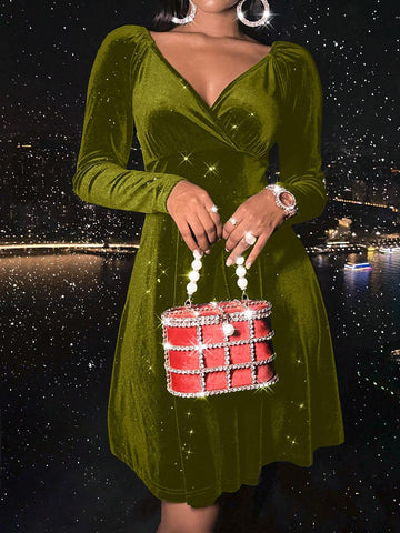 1pc Women V-Neck Waist Cinching Long Sleeve Solid Color Dress, Elegant For Autumn/Winter