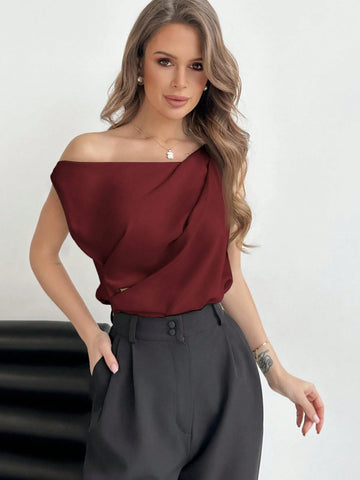 Aloruh Asymmetrical Pleated Sleeveless Ladies Shirt, Elegant Chic For Work And Daily Wear