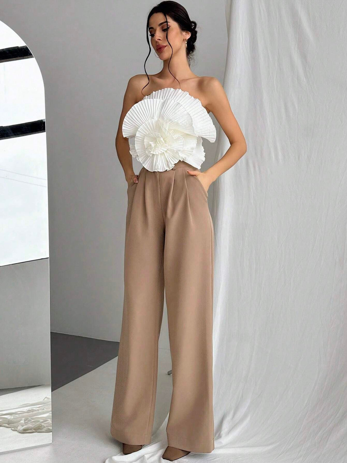 Aloruh Floral Pleated Bandeau