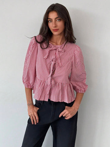 Aloruh Minimalist Business Crew Neck Cinched Cinched Waist 3/4 Sleeve Fitted Plaid Women Shirt